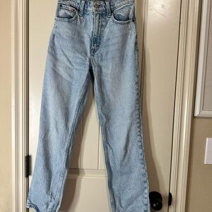 Abercrombie & Fitch Light Blue Straight  
Jeans size 000 or 23 short petite